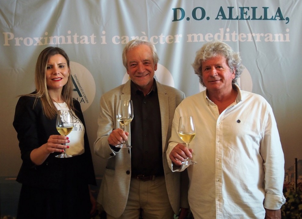 Rebeca Ruiz, secretària tècnica de la DO Alella, Salvador Puig, director de l’INCAVI i Quim Batlle, President del Consell Regulador de la Denominació d’Origen Alella