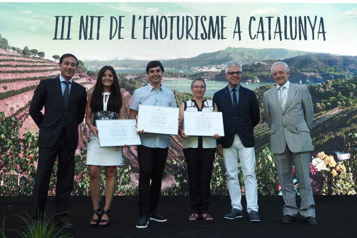 Els guanyadors amb Xavier Espasa, Octavi Bono i el director general de l'INCAVI, Salvador Puig