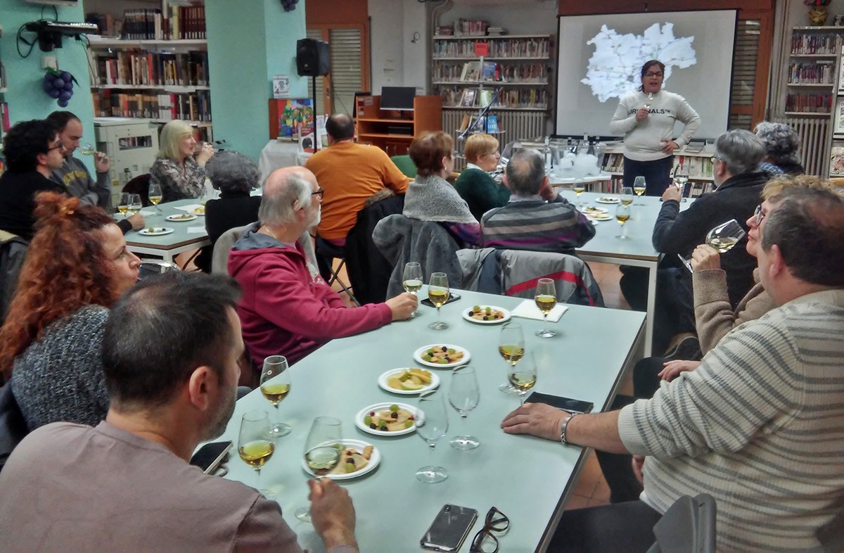 Súria. Xerrada i tast Pamela Rodríguez