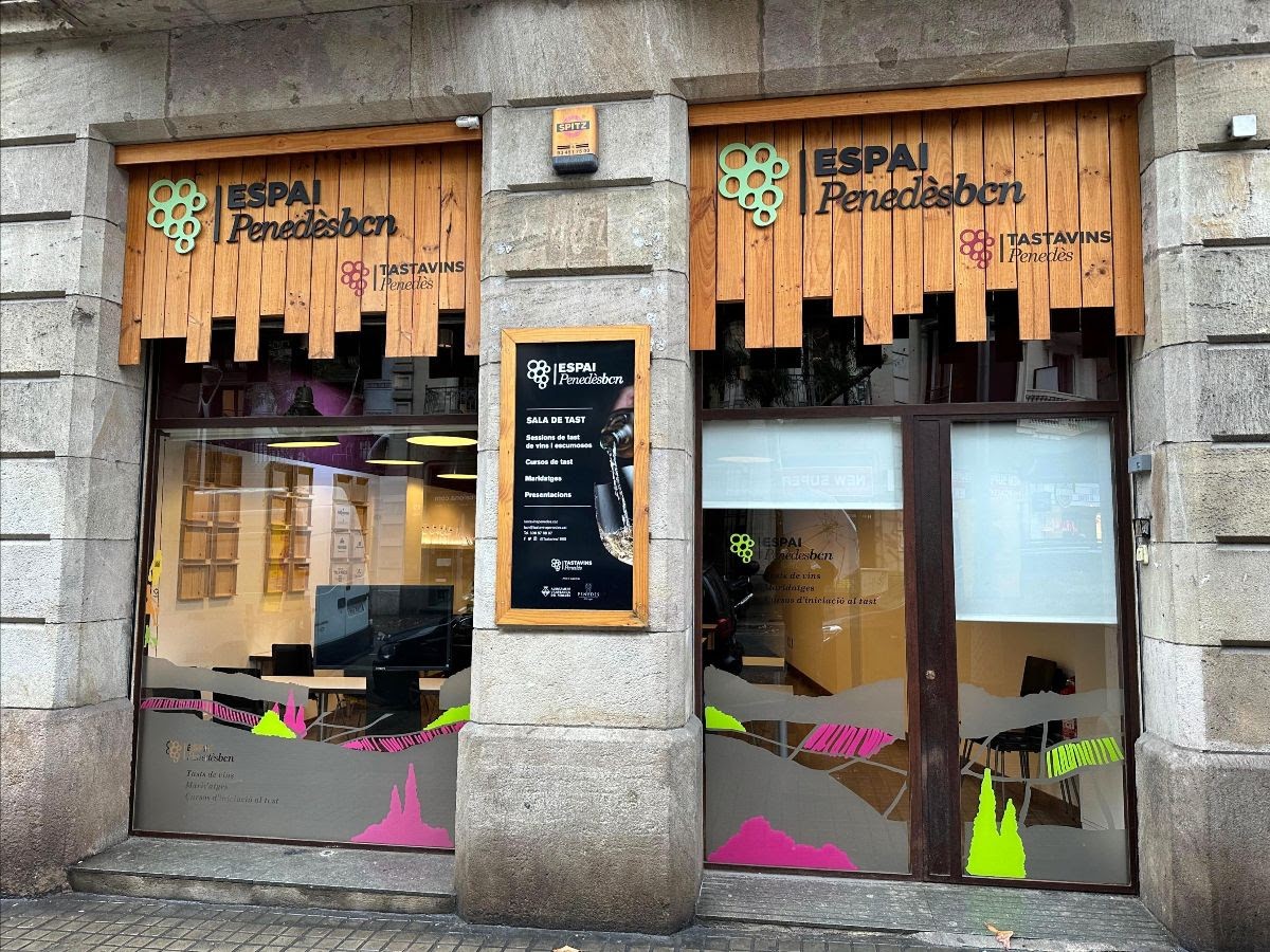 L’Espai Penedès-BCN, situat al carrer Muntaner, ofereix tastos exclusius i activitats formatives.