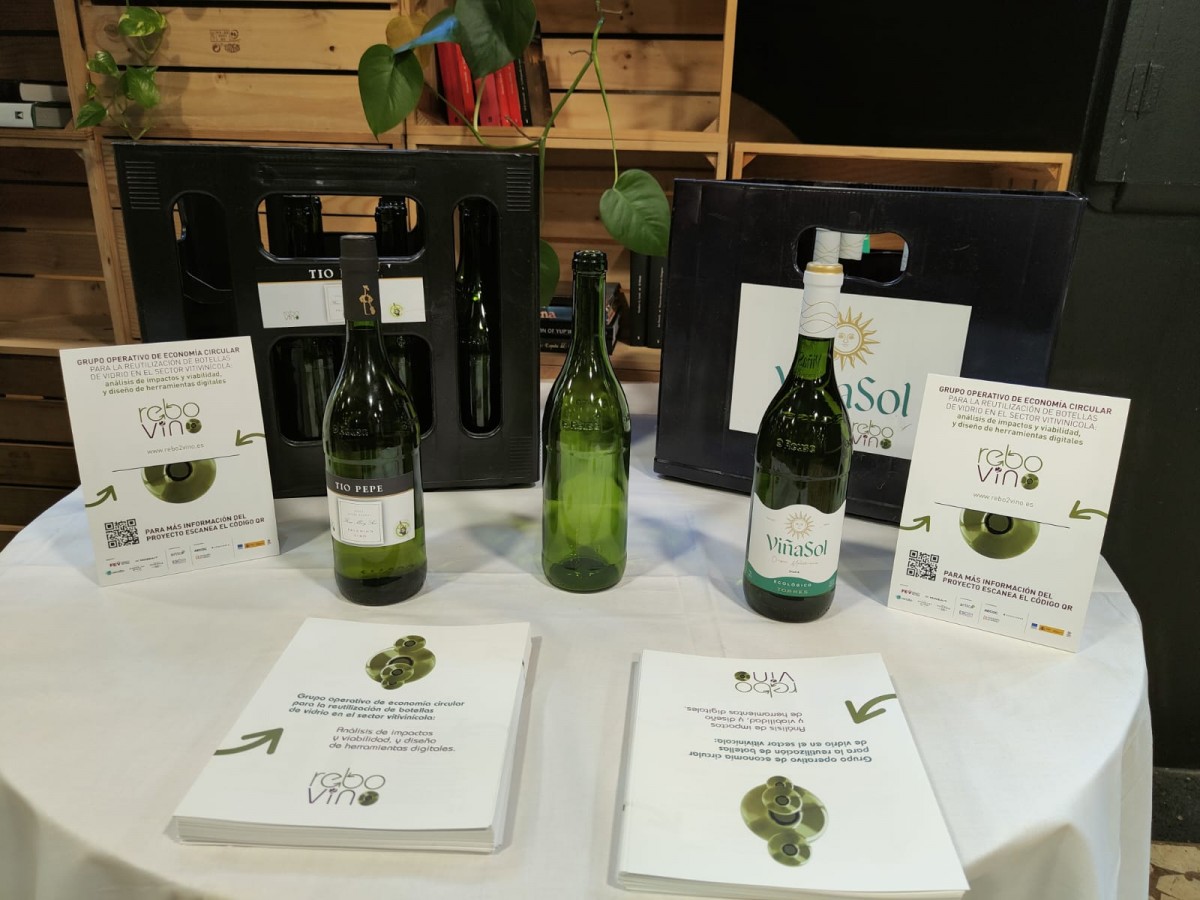 Els pilots desenvolupats per Família Torres i González Byass han permès testar la reutilització d’ampolles en restaurants de Catalunya i Jerez