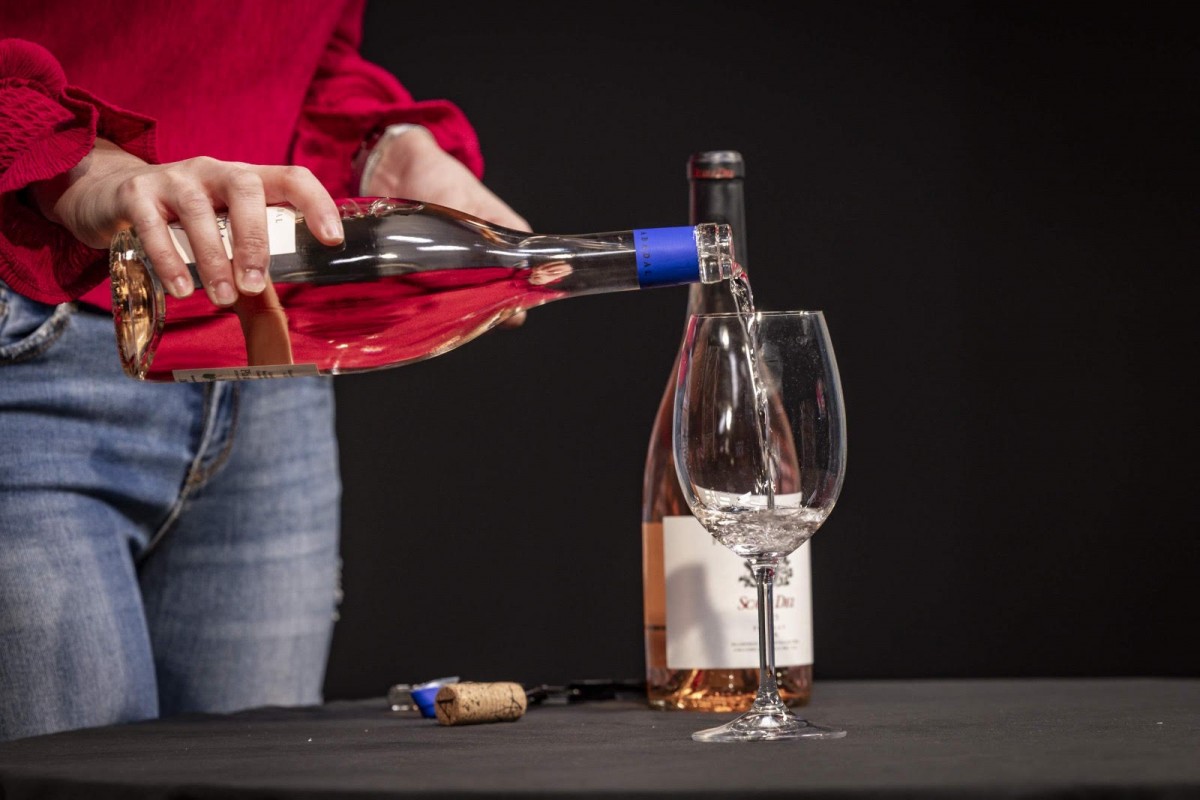 La Laura avui ens recomana dos rosats de diferent perfil però igual d'interessants