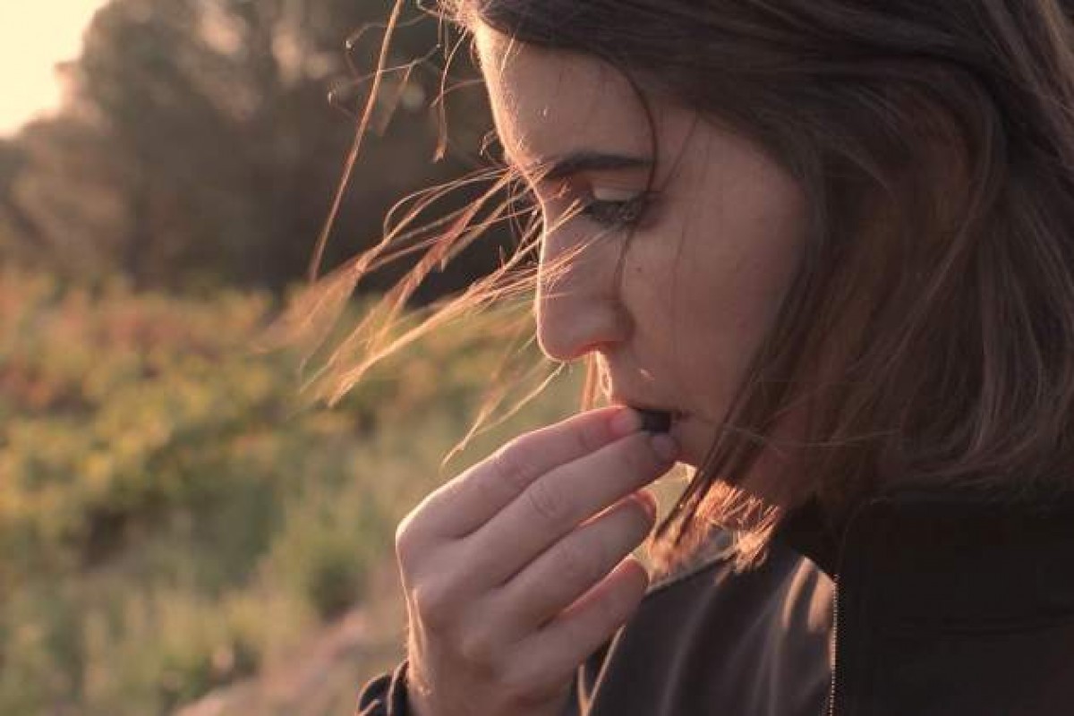La Laura avui ens parla de la Carlota Pena, una enòloga jove que elabora vins a l'Empordà