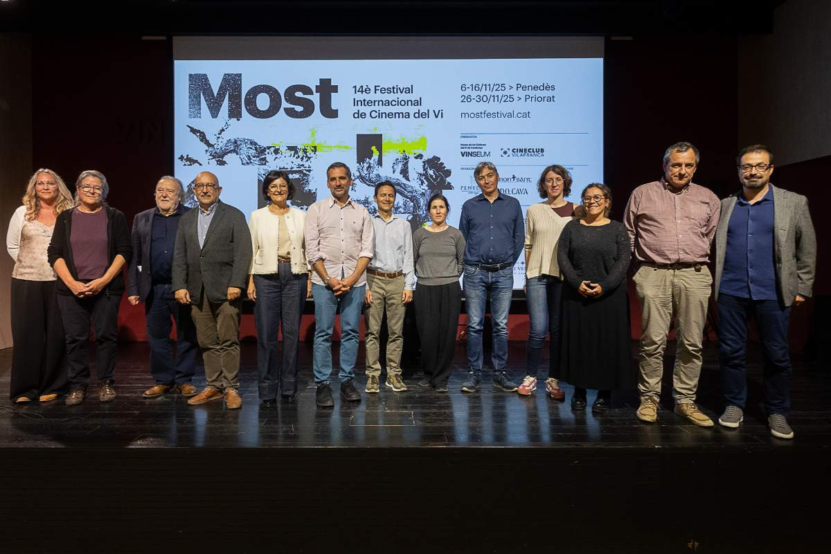 Els set cellers catalans impulsen la tradició del “vi novell” amb el suport de l’INCAVI, donant visibilitat a la nova collita i a la cultura vinícola del territori.