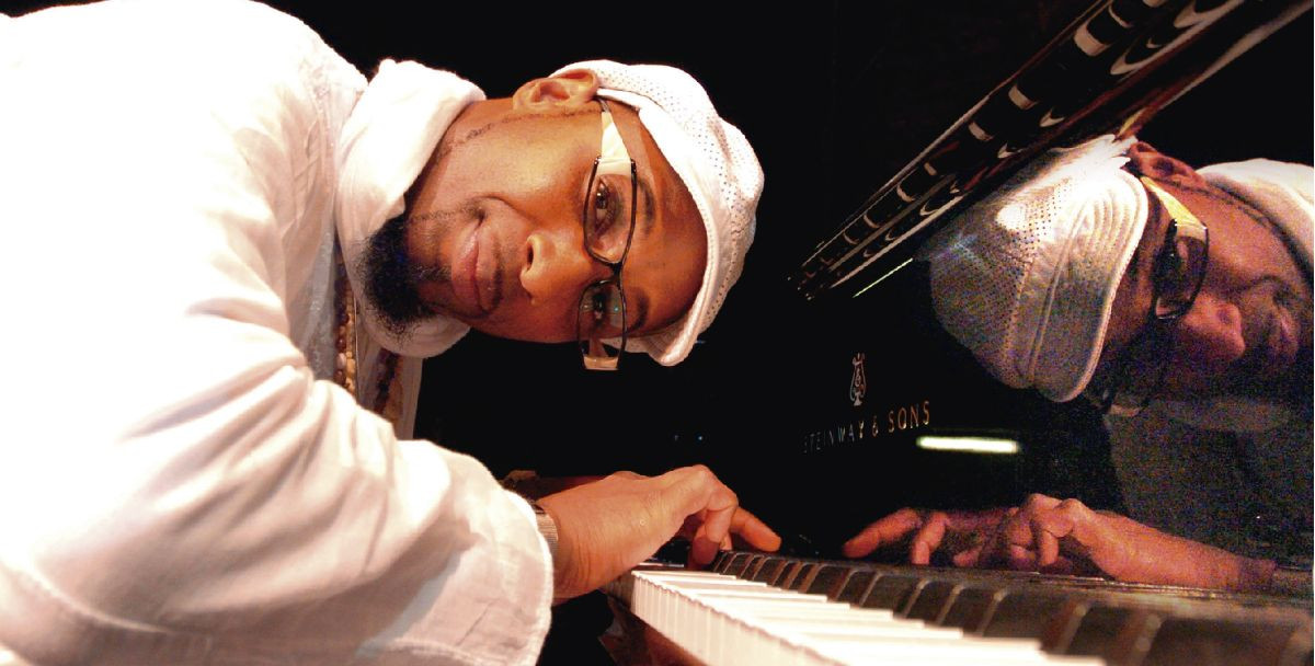 Omar Sosa torna a escena al Festival de Jazz de Barcelona maridat amb nou vins de cellers de referència