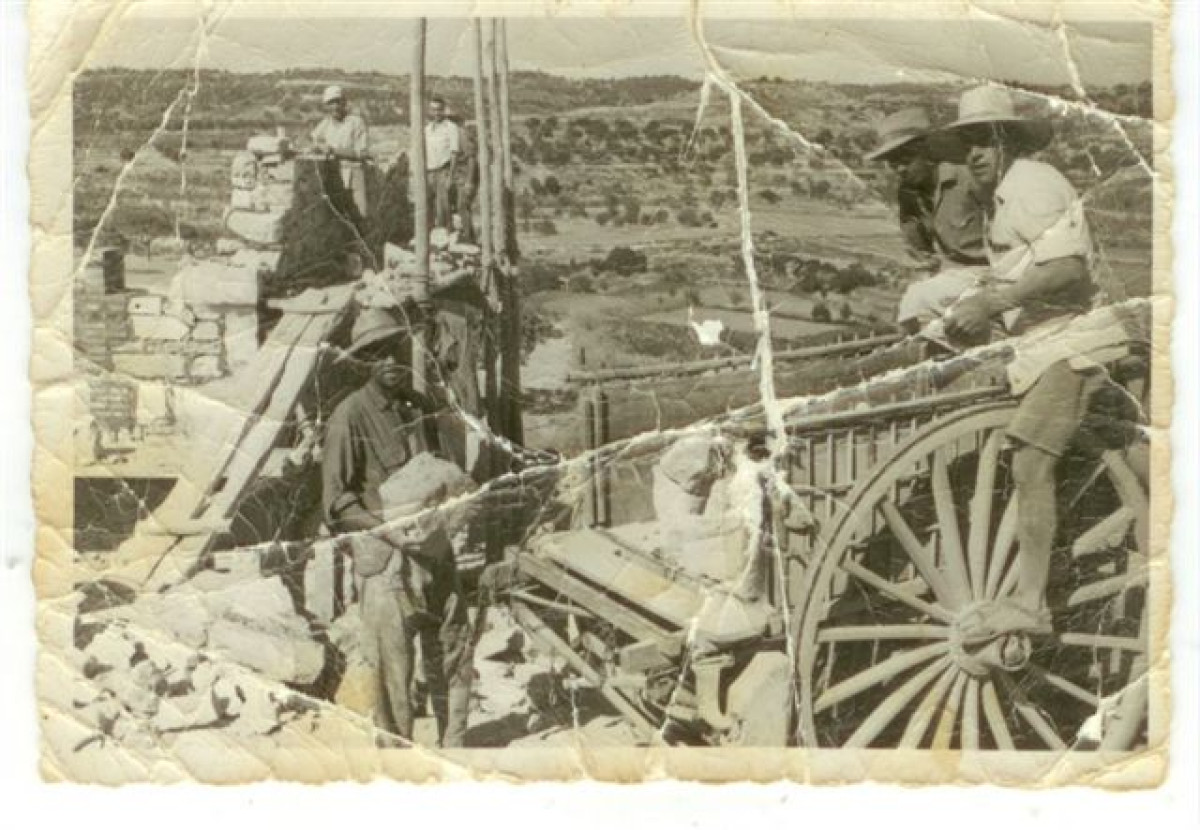 Imatge històrica dels primers anys de la cooperativa.