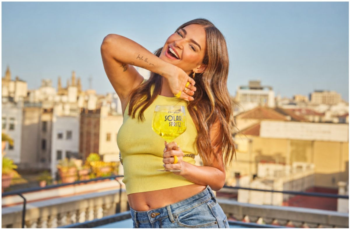 Laura Escanes és la nova imatge de Freixenet per al seu Spritz Solare